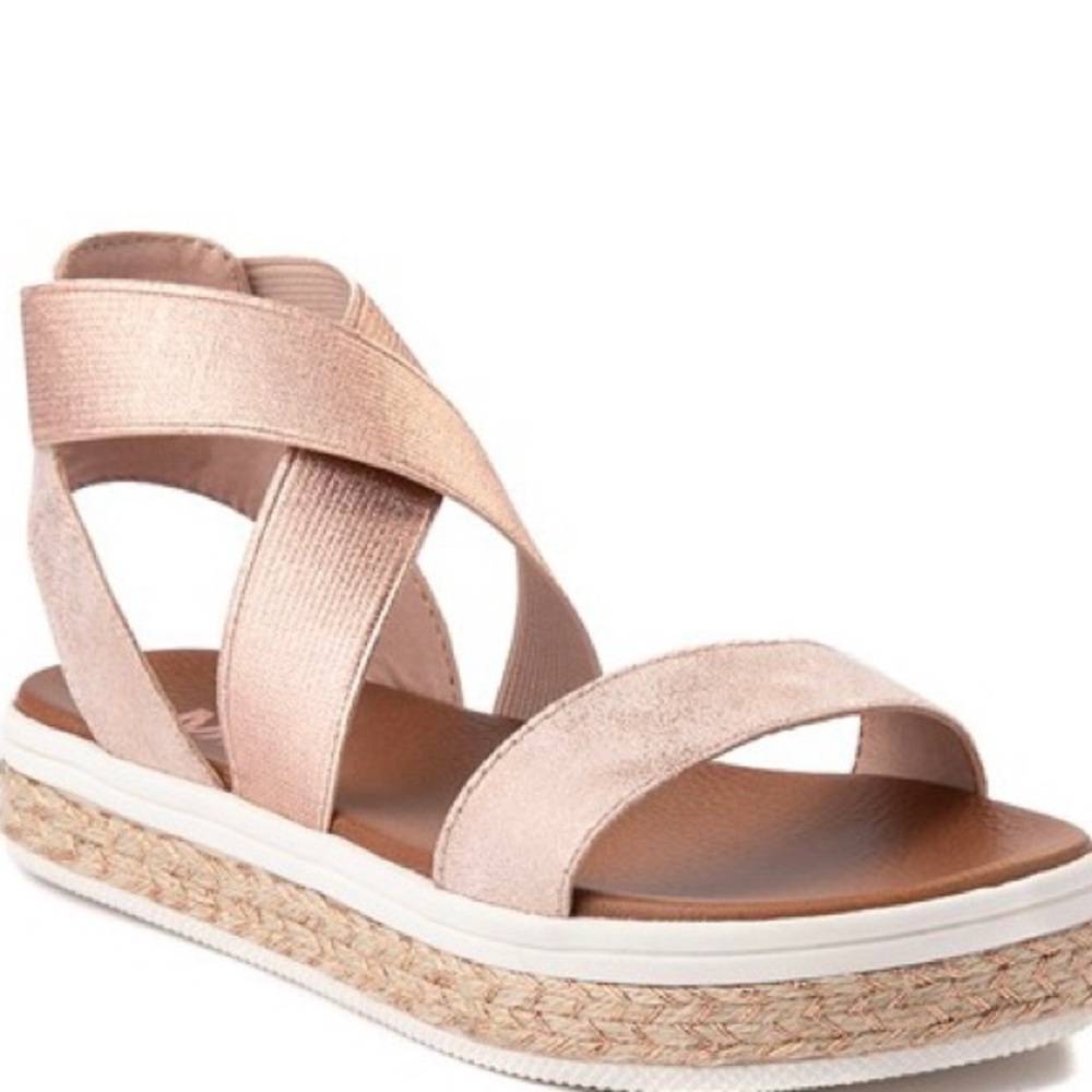 Girls shoes size 10
